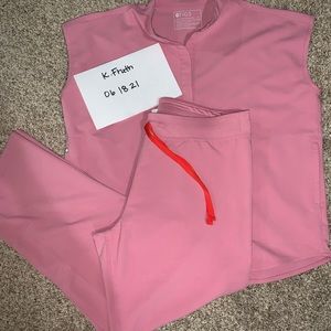 ❌❌SOLD❌❌Figs Chalk Pink Scrub Set